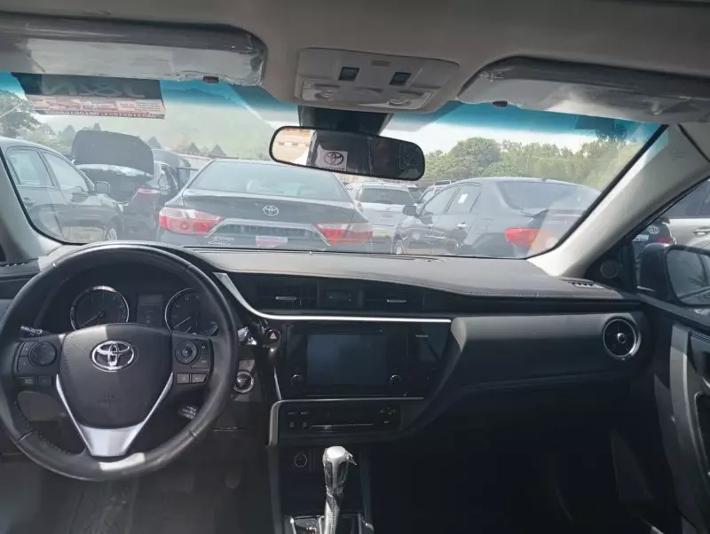 Toyota Corolla   - 2017