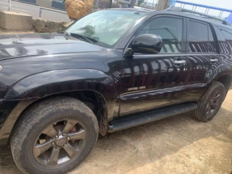 Toyota 4-Runner   - 2006