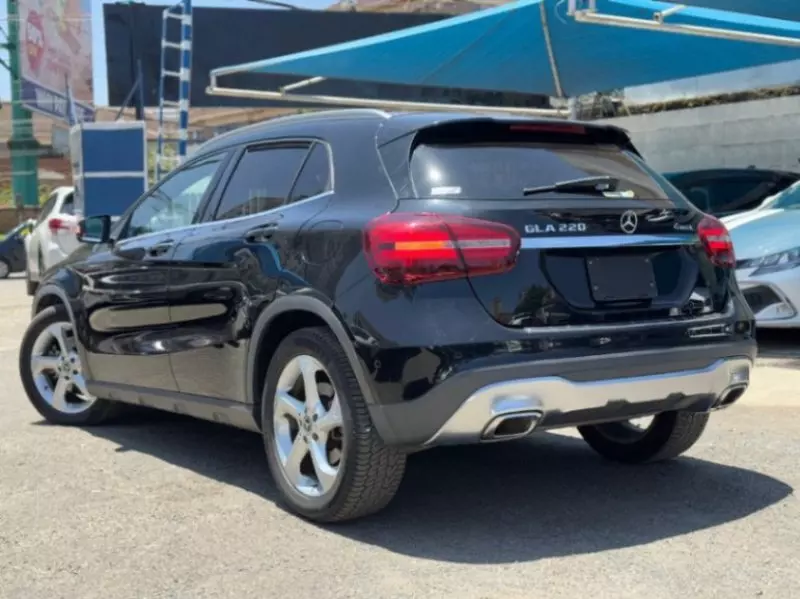 Mercedes-Benz GLA 220   - 2018