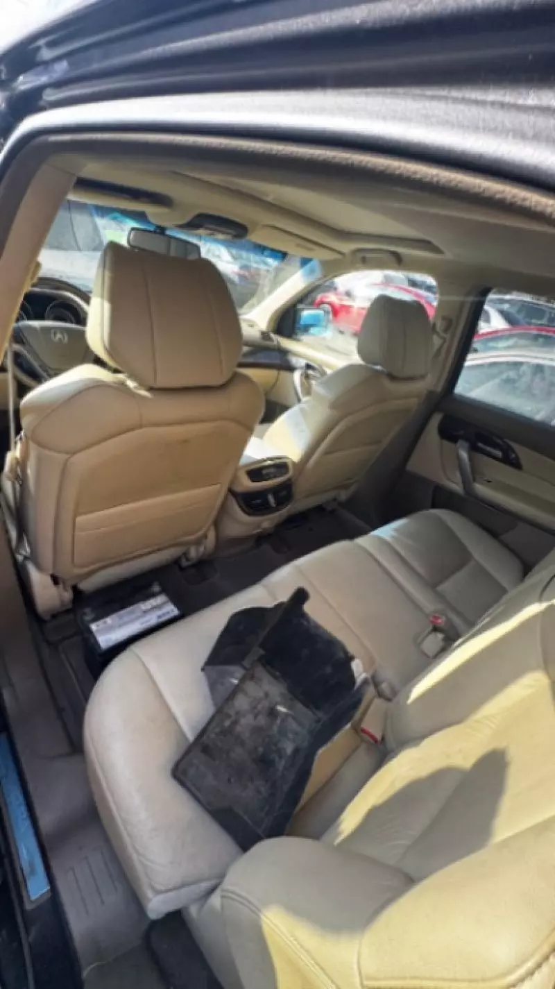 Acura MDX - 2010