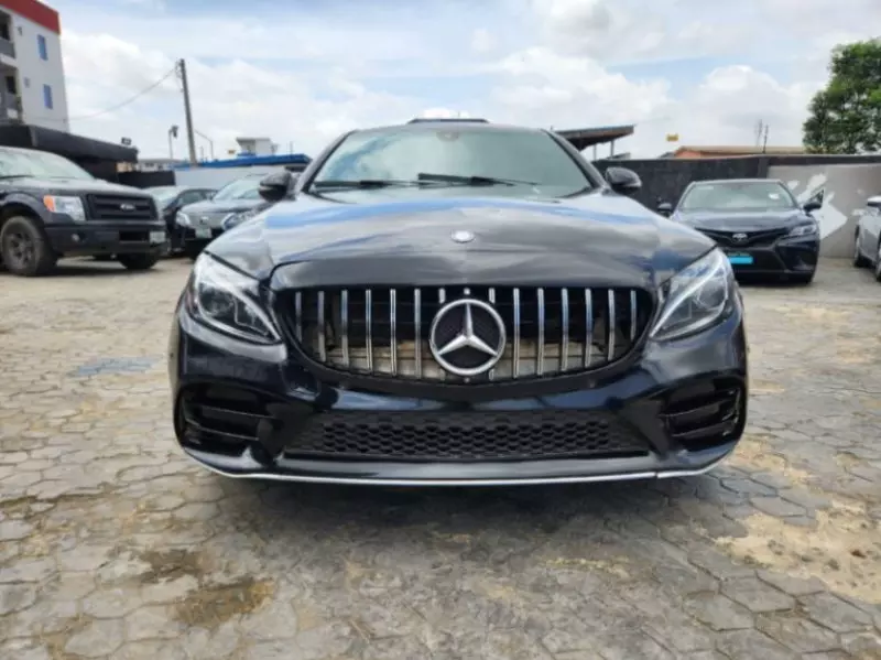 Mercedes-Benz C 300   - 2016