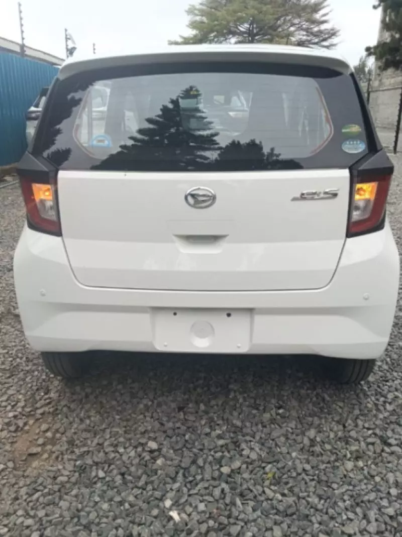 Daihatsu Mira    - 2018