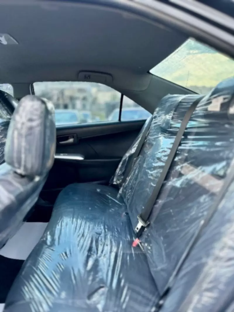 Toyota Camry   - 2014