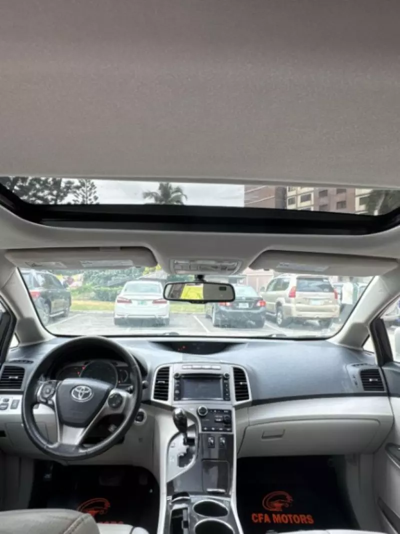 Toyota Venza   - 2013