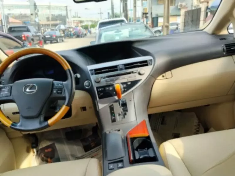 Lexus RX   - 2011