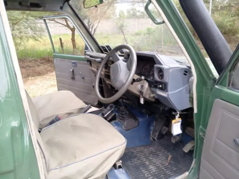 Toyota Land Cruiser   - 2006