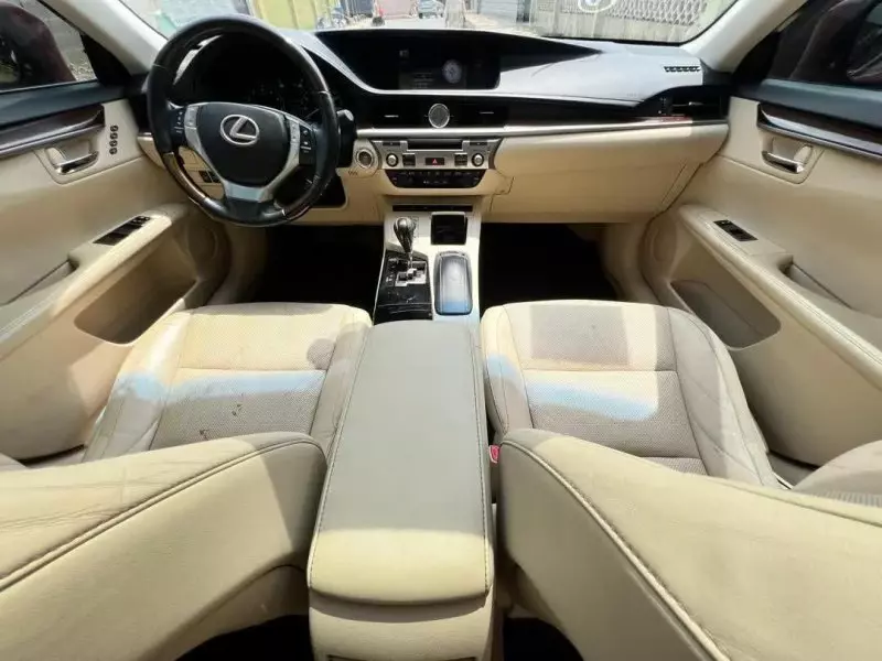 Lexus ES 350   - 2014