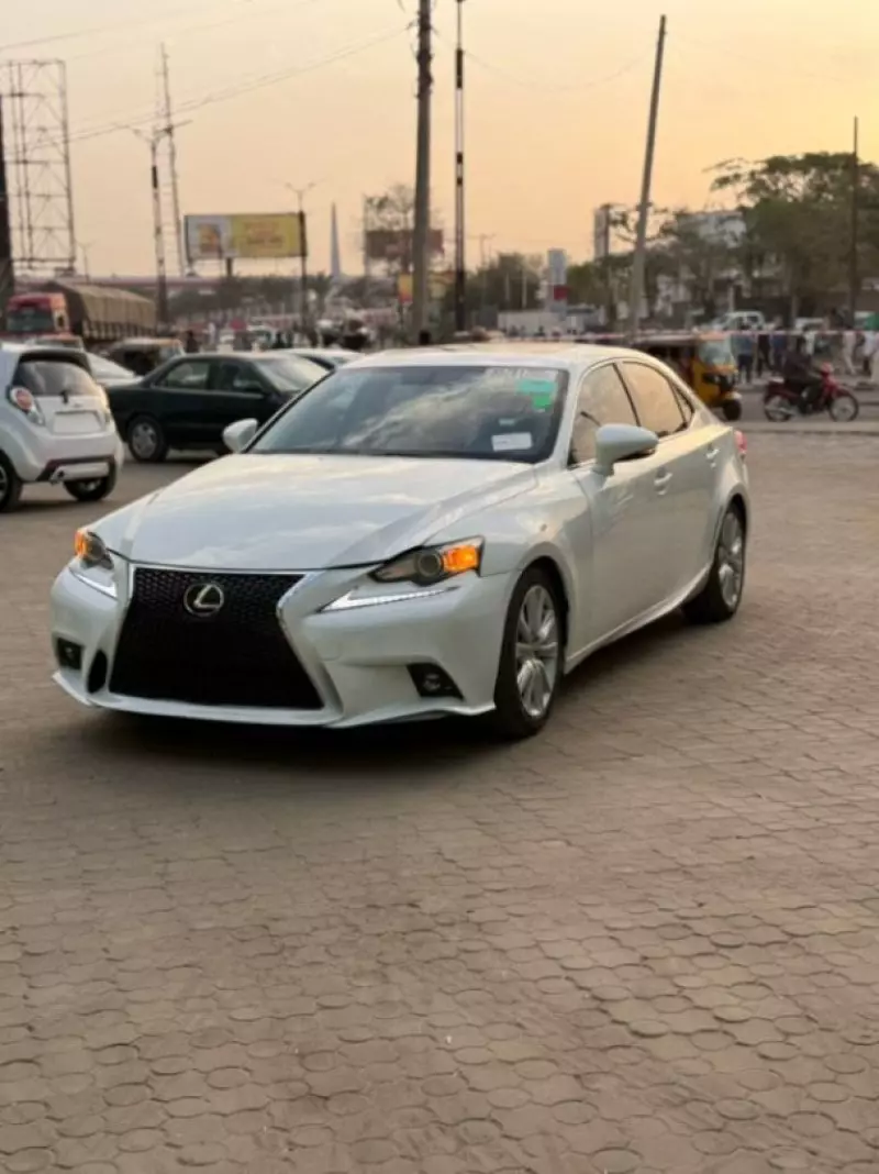 Lexus IS 250