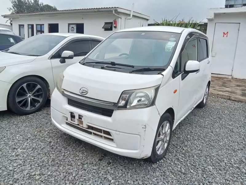 Daihatsu Move   - 2015