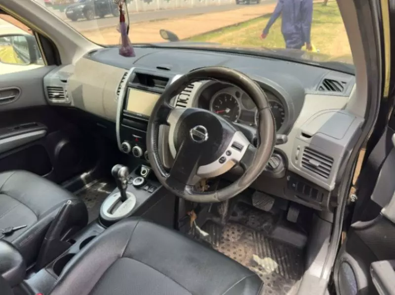 Nissan X-Trail   - 2009