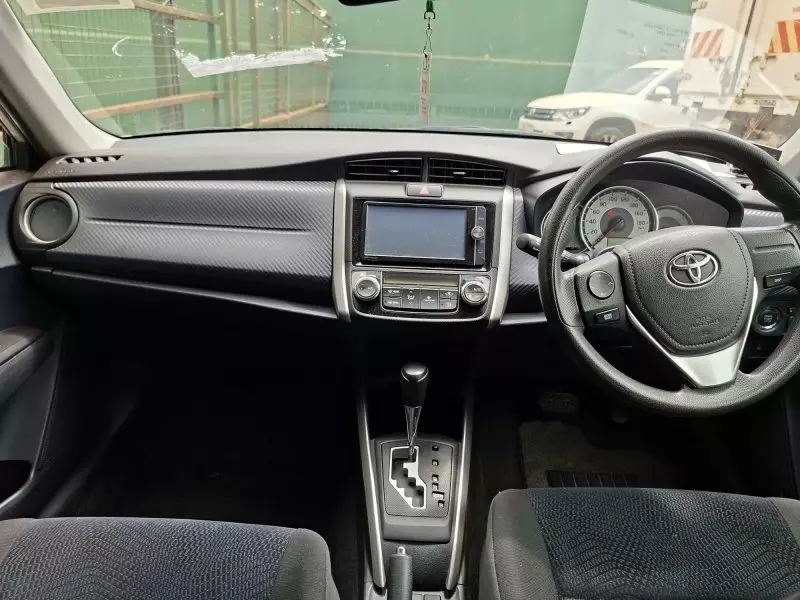 Toyota Fielder    - 2013