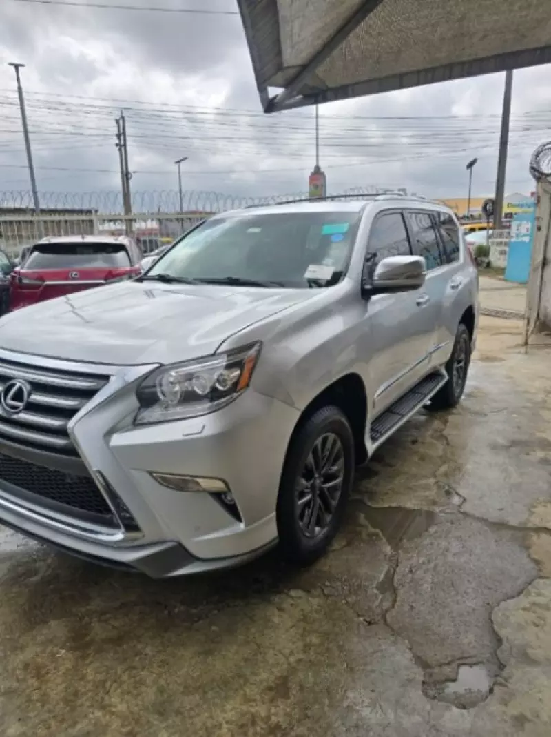Lexus GX 460   - 2017