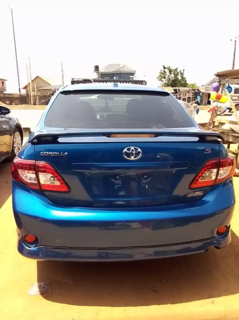 Toyota Corolla Sport   - 2010