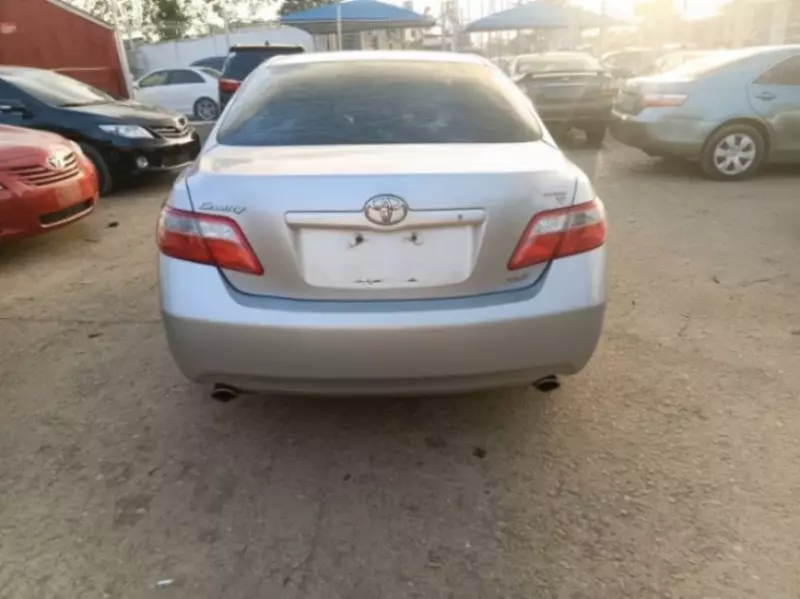 Toyota Camry   - 2007