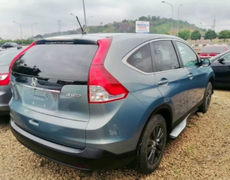 Honda CR-V   - 2012