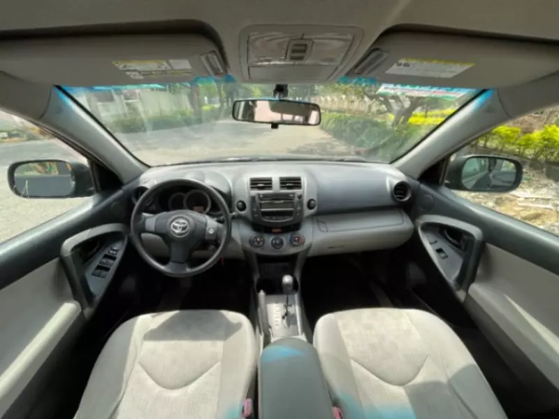 Toyota RAV4   - 2011