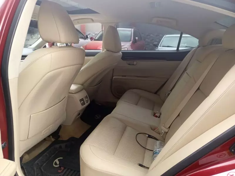 Lexus ES 350   - 2014