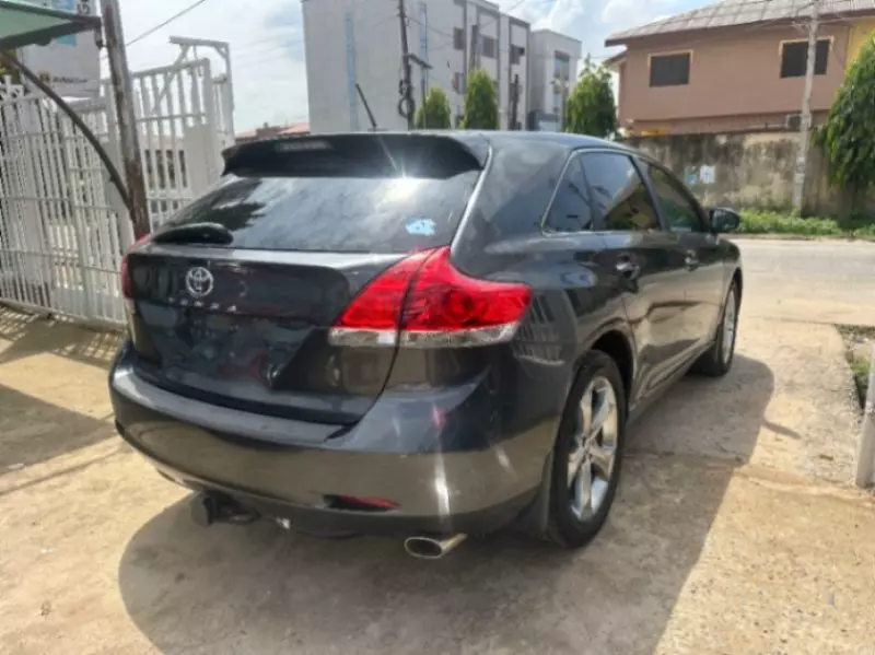 Toyota Venza   - 2009