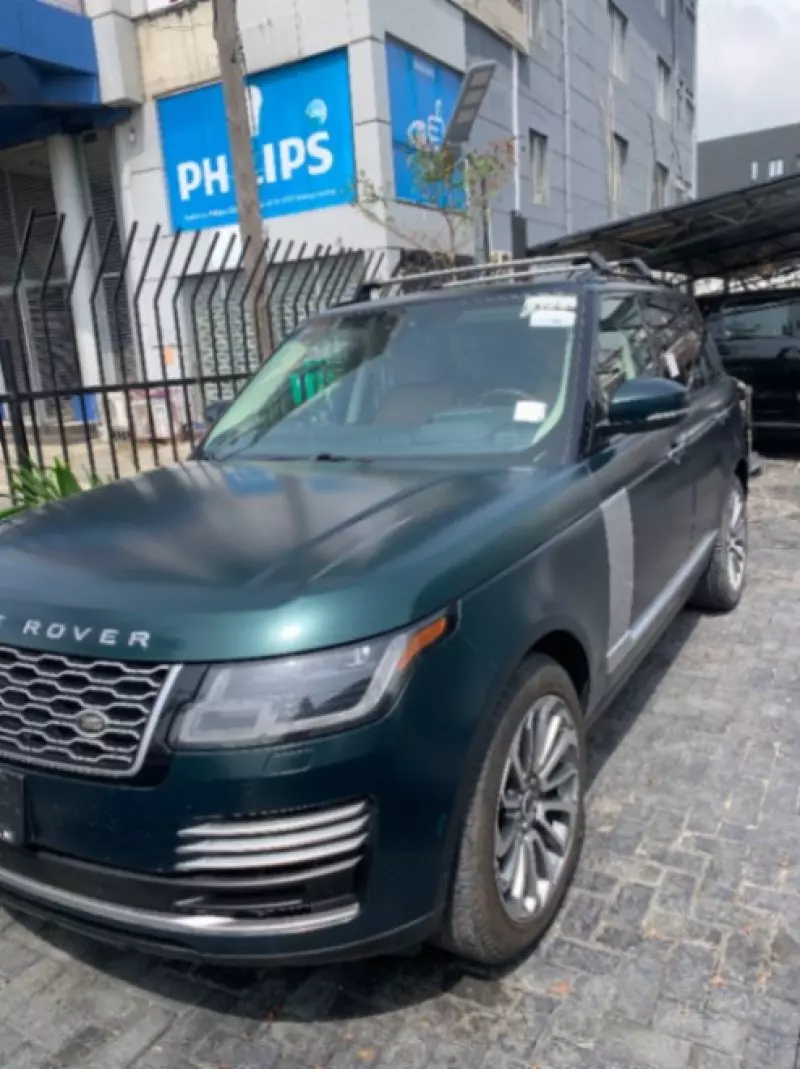 RANGE ROVER Autobiography