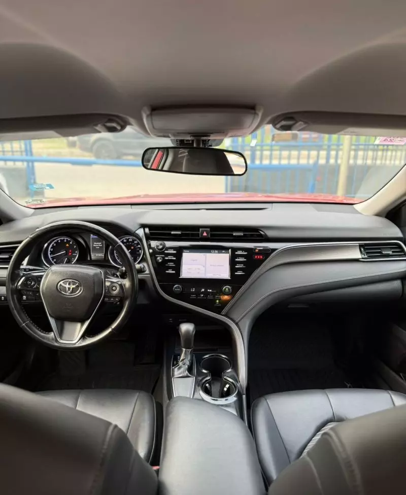 Toyota Camry   - 2019