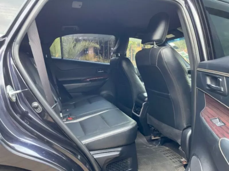 Toyota Harrier   - 2014