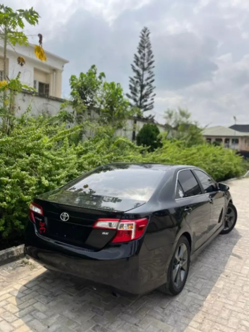 Toyota Camry   - 2007