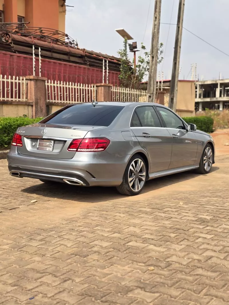 Mercedes-Benz E 350   - 2014