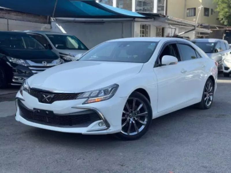Toyota Mark X   - 2017