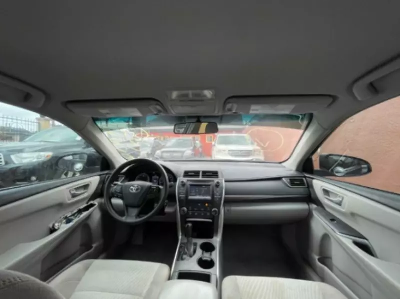 Toyota Camry   - 2016