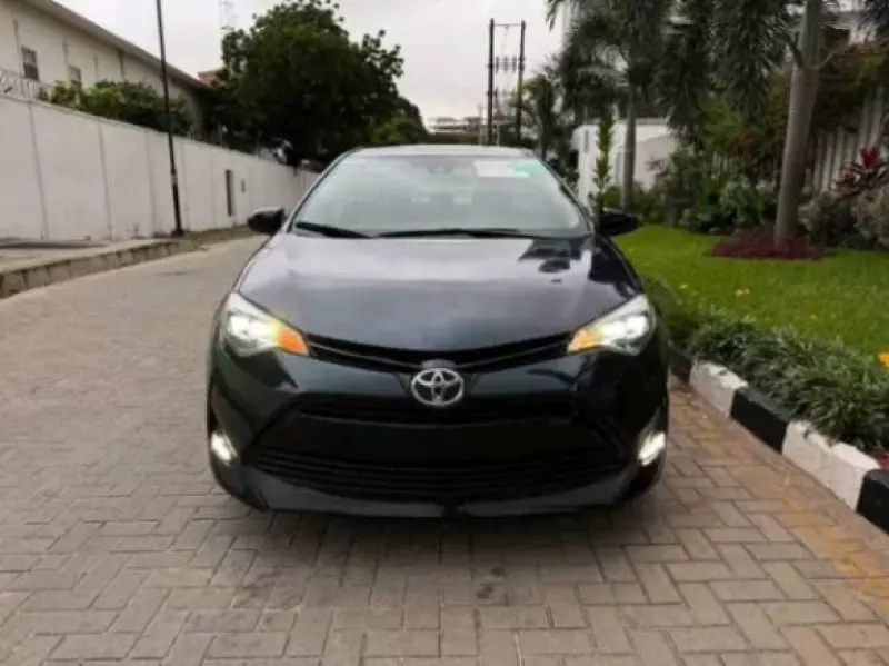 Toyota corolla   - 2017