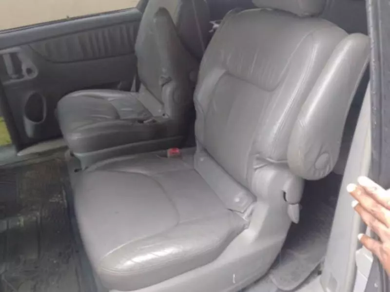 Toyota Sienna   - 2006