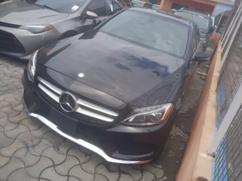 Mercedes-Benz C 300   - 2017