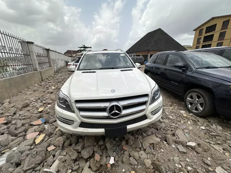 Mercedes-Benz 450   - 2013