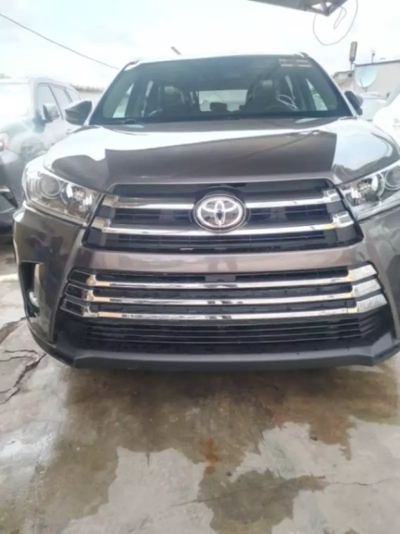 Toyota Highlander - 2014