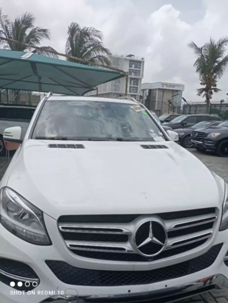 Mercedes-Benz GLE 350   - 2016