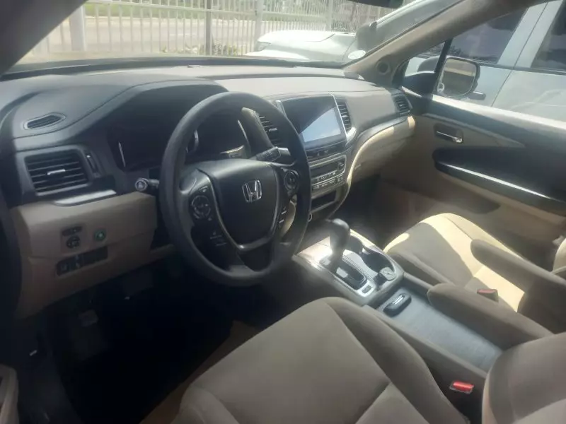 Honda Pilot   - 2016