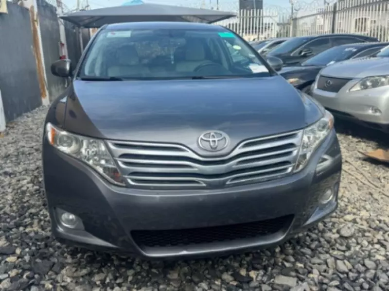 Toyota Venza   - 2010