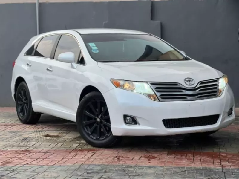 Toyota Venza   - 2013
