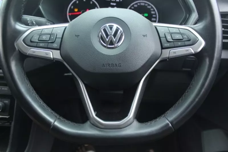 Volkswagen T-Cross   - 2019