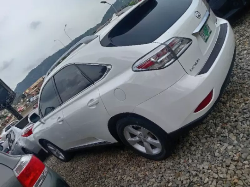 Lexus RX 350   - 2010