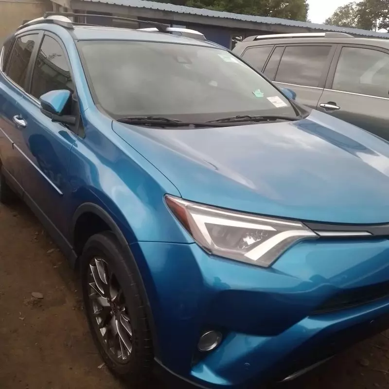Toyota RAV 4   - 2016
