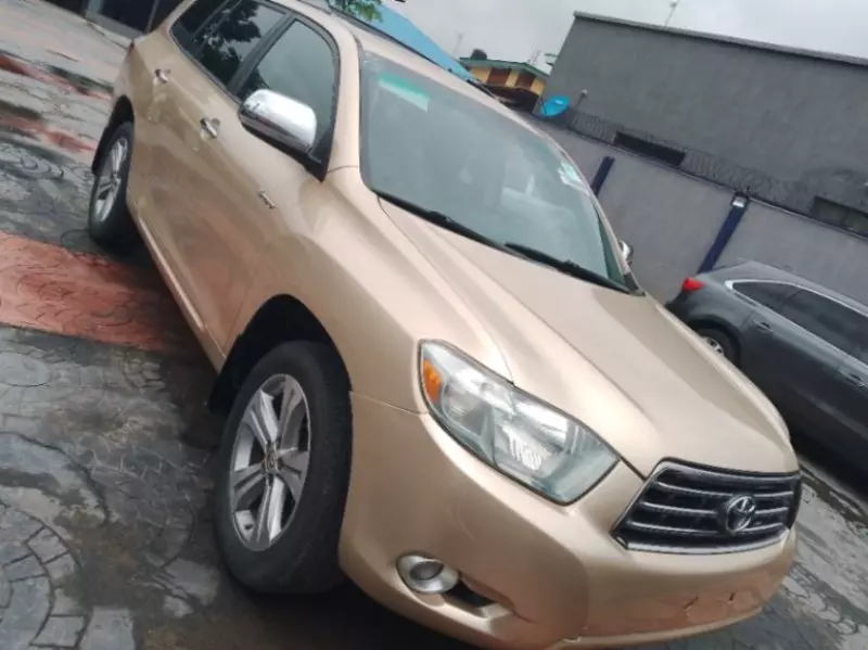 Toyota Highlander   - 2008