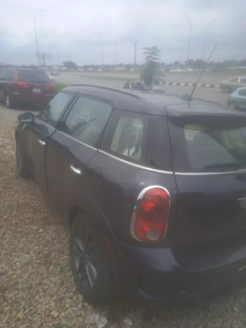 MINI Cooper   - 2012