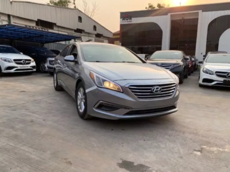 Hyundai Sonata   - 2015