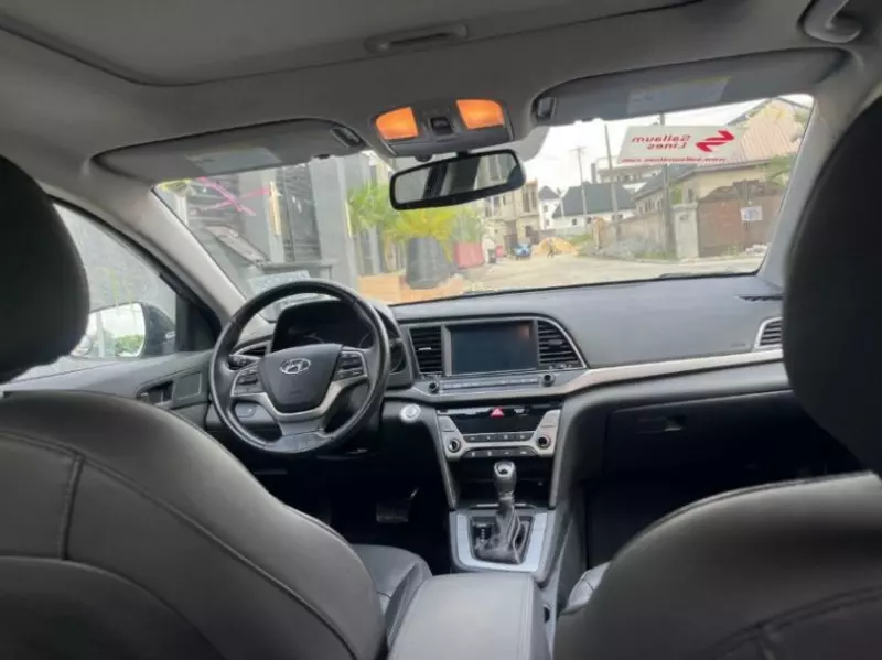 Hyundai Elantra   - 2017