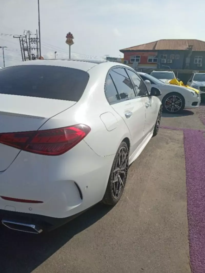 Mercedes-Benz C 300   - 2022