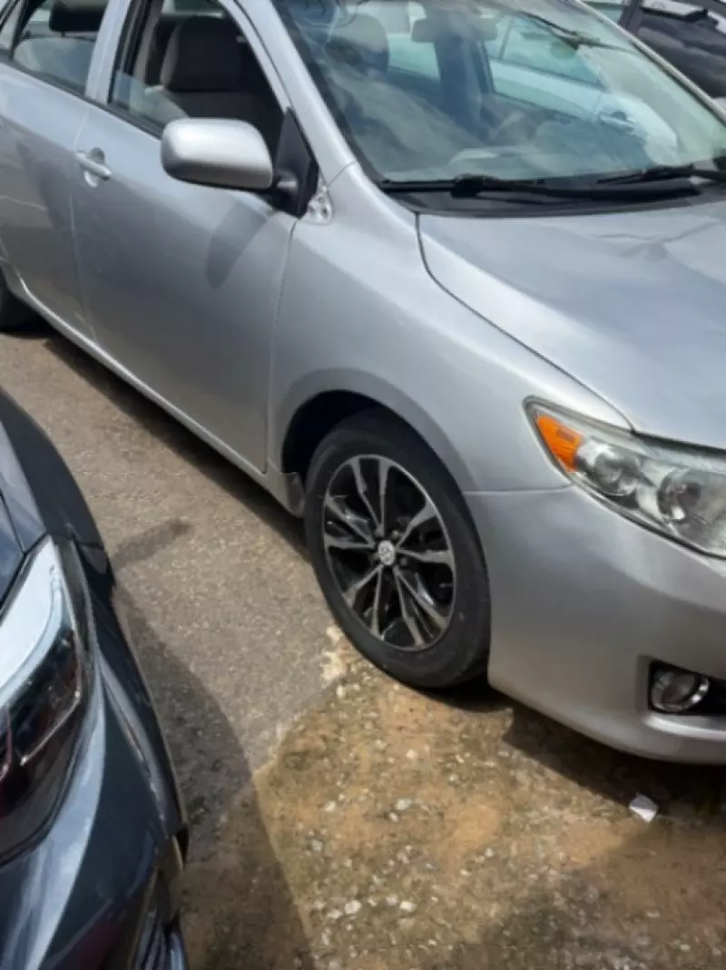 Toyota Corolla   - 2013