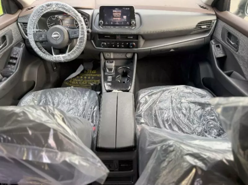 Nissan Rogue   - 2023