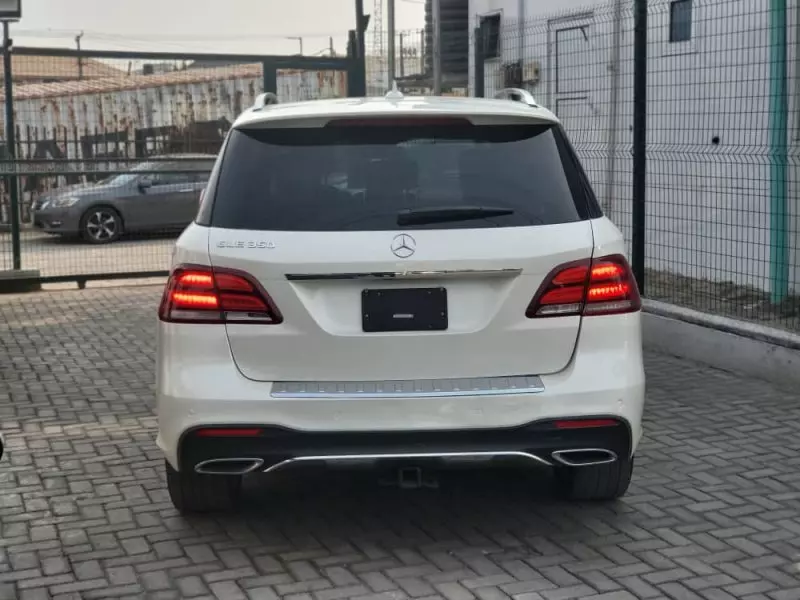 Mercedes-Benz GLE 350   - 2013