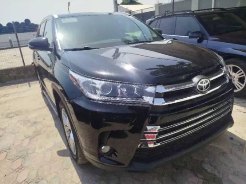 Toyota Highlander   - 2015